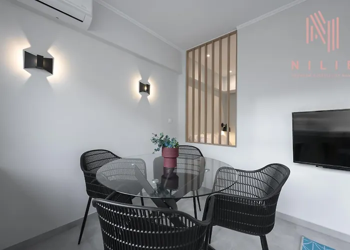 Next Door, Nilie Hospitality Mgmt 테살로니키